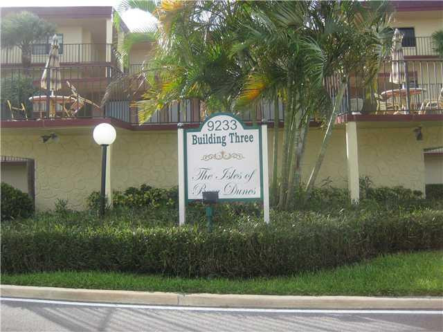 9233 Southwest 8th Street, Unit 118 Boca Raton, FL 33428 - Photo 5 of 12 Exterior Front