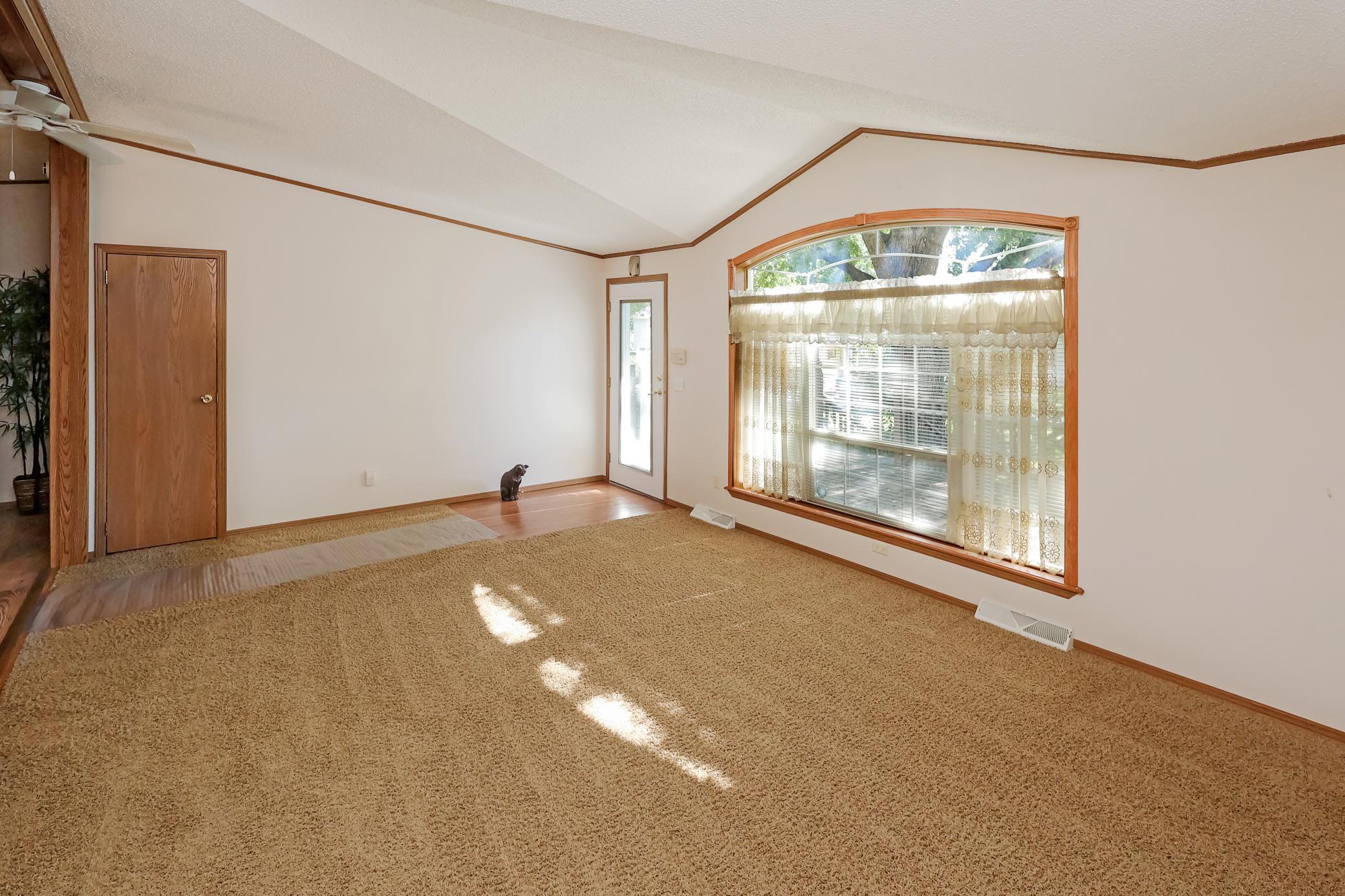 278 Baxter Road South Haven, MN 55382 - Photo 4 of 29 Gallery Image 4