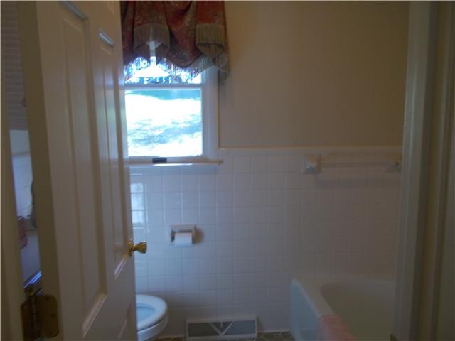 3929 Sowell Hollow Road Columbia, TN 38401 - Photo 9 of 18 Gallery Image 9