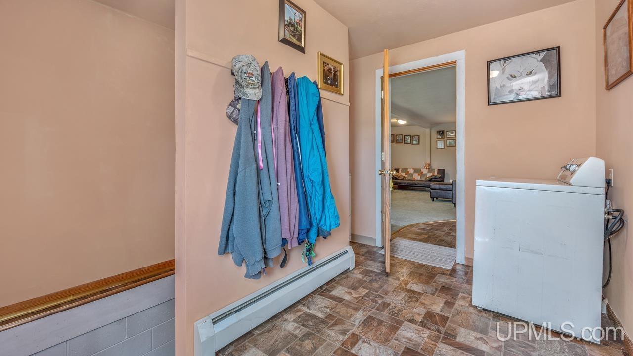 2428 17th Road Escanaba, MI 49829 - Photo 22 of 34