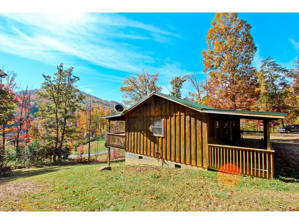 975-97 Custom Way Cosby, TN 37722 - Photo 4 of 24 Photo 4