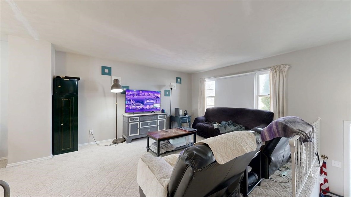 3902 Greenridge Drive Decatur, IL 62526 - Photo 4 of 18 Gallery Image 4