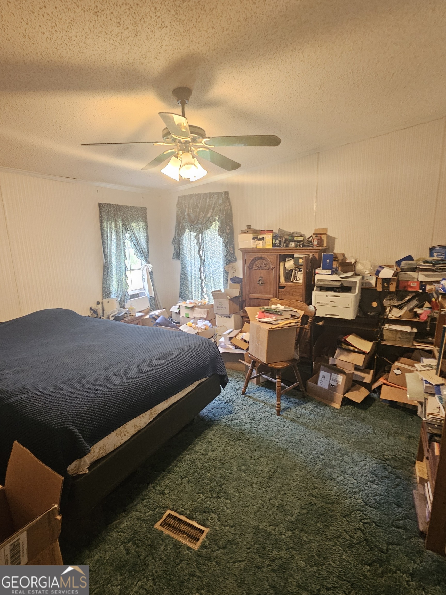 267 Williams Road Tallapoosa, GA 30176 - Photo 7 of 14 a living room with furniture
