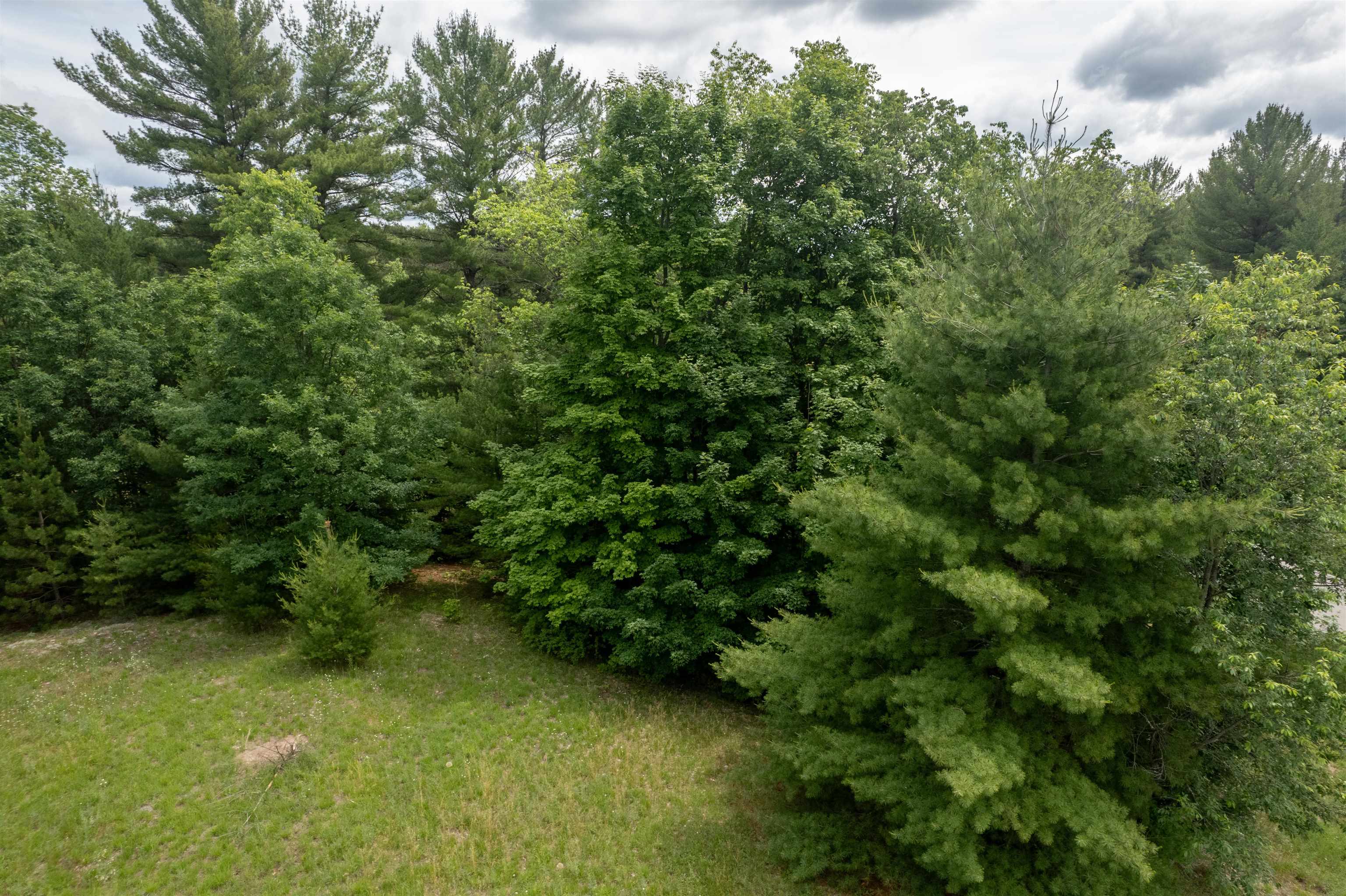 5502 Paradise Ranch Road Kingsley, MI 49649 - Photo 12 of 16 1947326-ac6a1946-8885-4192-b1dc-5c546330f710.JPG