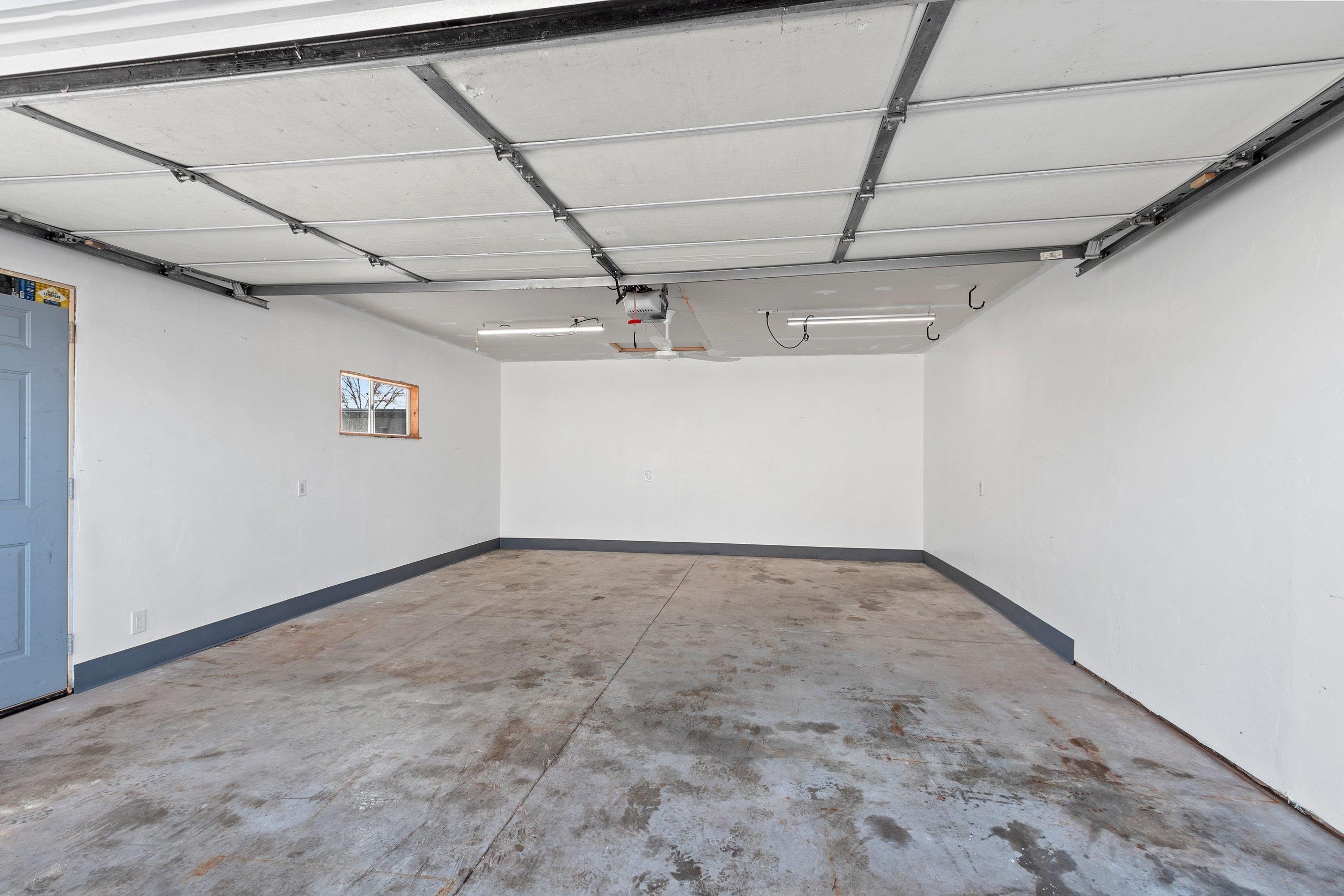 963 Liberty Street Green Bay, WI 54304 - Photo 21 of 25