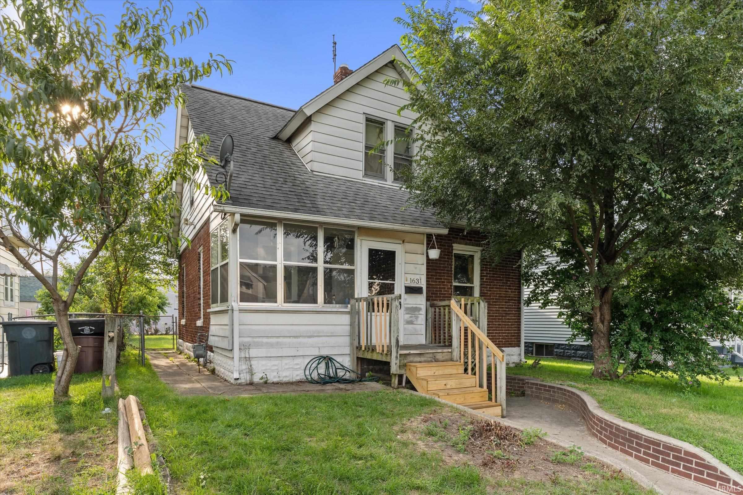 1631 South Scott Street South Bend, IN 46613 - Photo 1 of 6