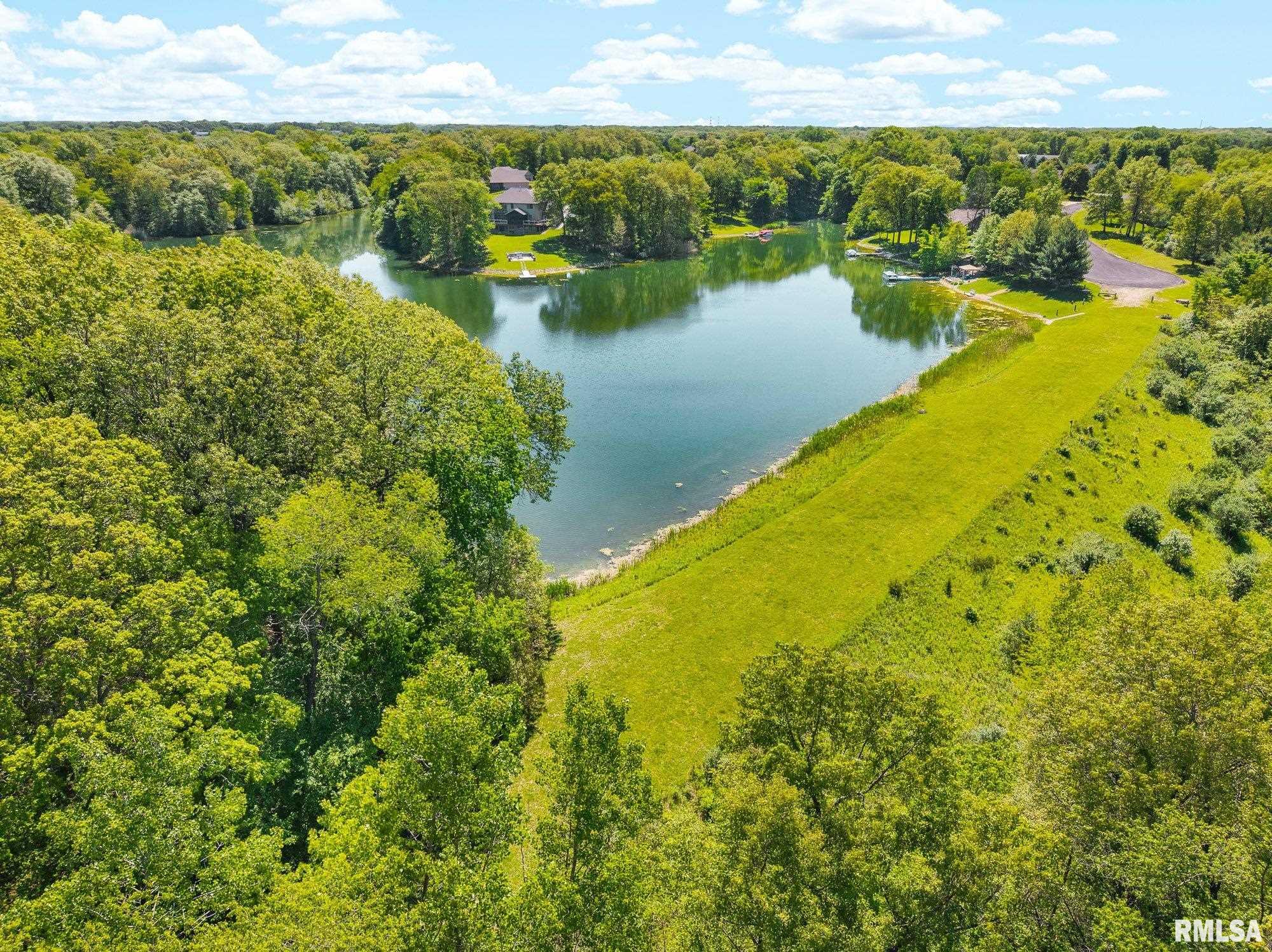 South Walnut Point Drive Mapleton, IL 61547 - Photo 18 of 48