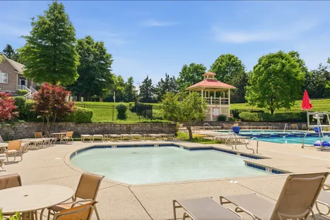 $469,900 | 6006 Mill Tree Court, Nashville, TN 37221