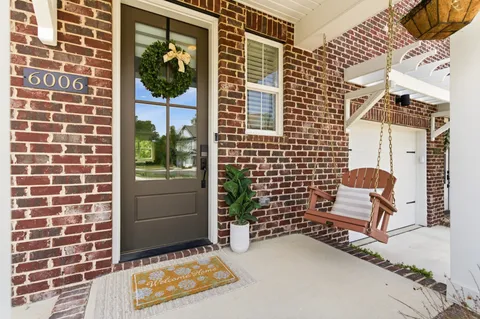 $469,900 | 6006 Mill Tree Court, Nashville, TN 37221