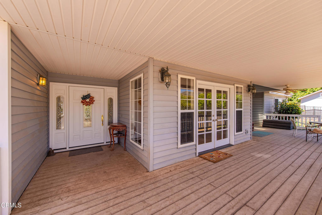 4850 North Moorpark Road Thousand Oaks, CA 91360 - Photo 4 of 54 a view of a house with a balcony