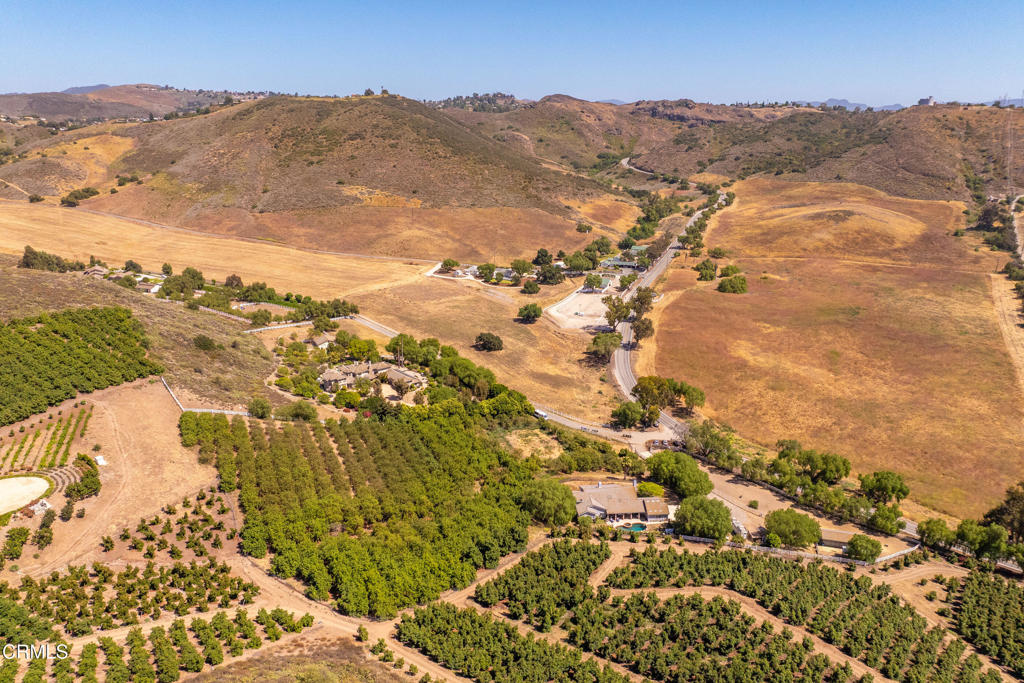 4850 North Moorpark Road Thousand Oaks, CA 91360 - Photo 48 of 54 an aerial view of residential houses with outdoor space