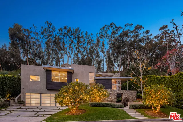 $40,000 | 717 Greentree Road, Pacific Palisades, CA 90272