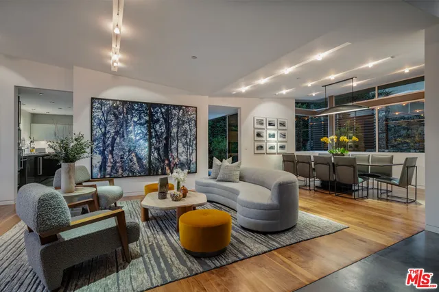 $40,000 | 717 Greentree Road, Pacific Palisades, CA 90272