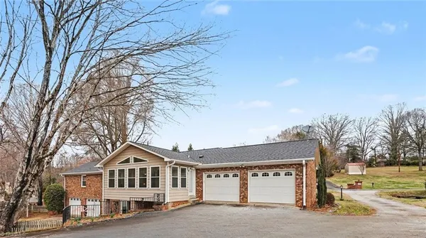 $449,000 | 5585 Kane Drive, Pfafftown, NC 27040