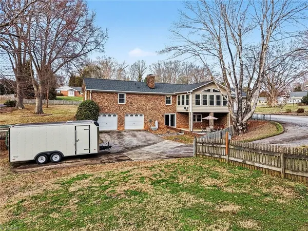 $449,000 | 5585 Kane Drive, Pfafftown, NC 27040