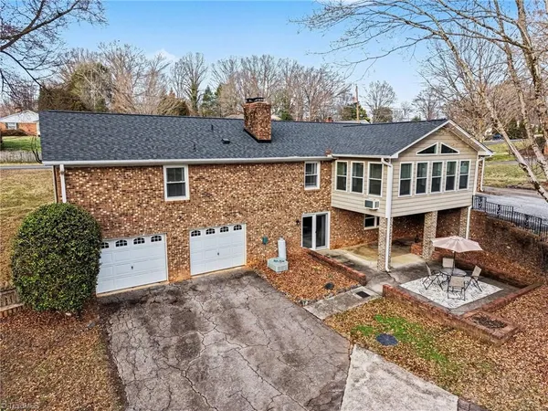 $449,000 | 5585 Kane Drive, Pfafftown, NC 27040