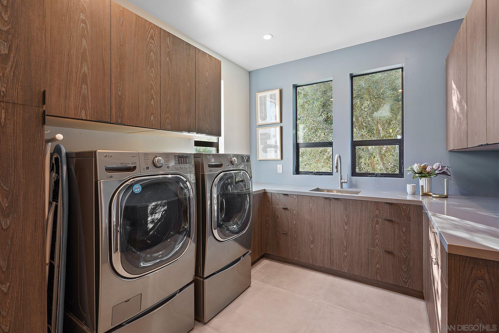 19969 Elfin Forest Lane Escondido, CA 92029 - Photo 20 of 53 a view of a kitchen with washer and dryer