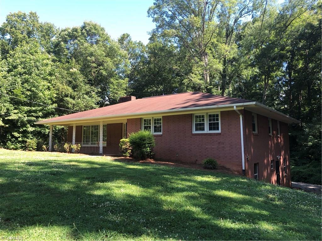 216 Queens Road Lexington, NC 27292 - Photo 1 of 17 Gallery Image 1
