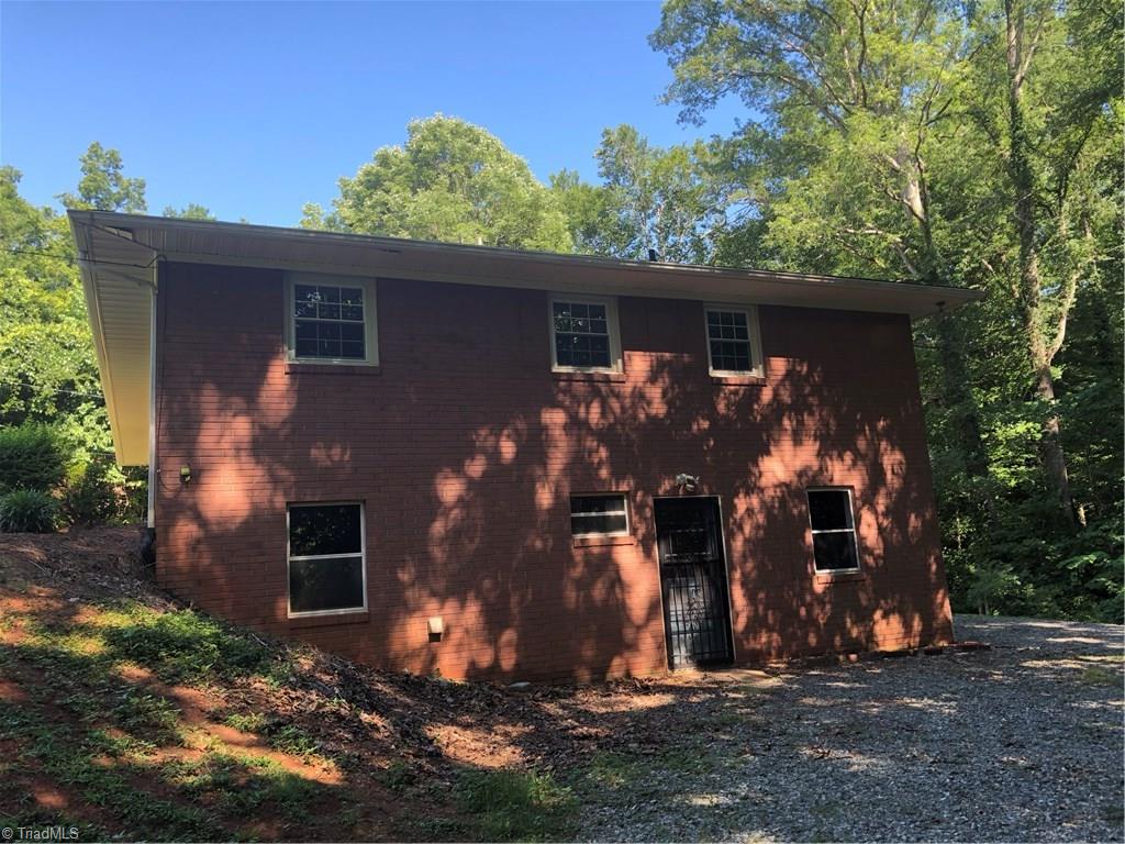 216 Queens Road Lexington, NC 27292 - Photo 6 of 17 Gallery Image 6