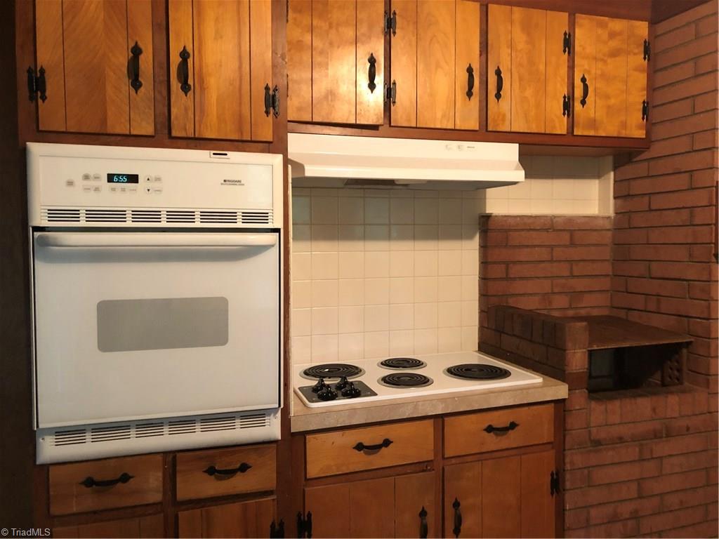 216 Queens Road Lexington, NC 27292 - Photo 7 of 17 Gallery Image 7