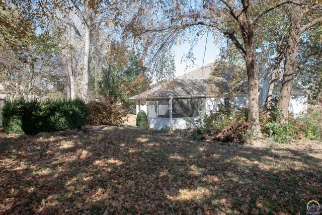 $360,000 | 6247 Southwest 40th Court, Topeka, KS 66610