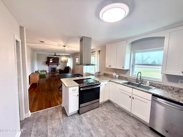 $199,900 | 2649 South S Highway, Marianna, FL 32448