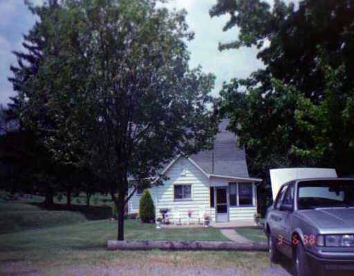 254 Evans City Road Butler, PA 16001 - Photo 1 of 1 Gallery Image 1