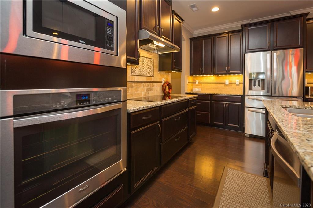 1325 Cilantro Court Tega Cay, SC 29708 - Photo 14 of 38