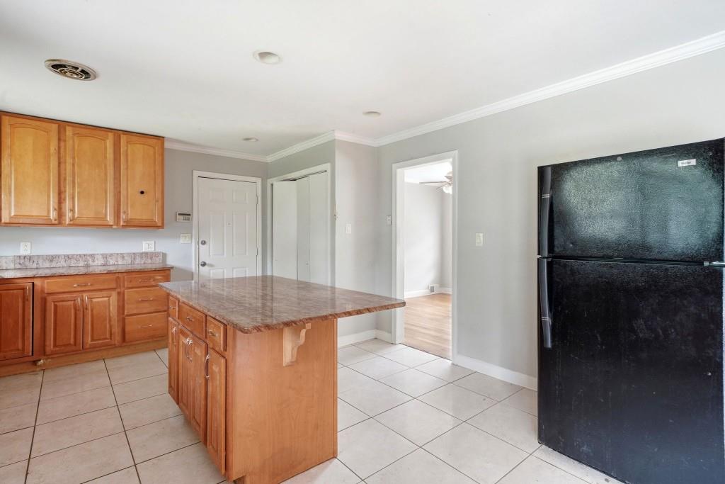4078 Briarcliff Road Northeast Atlanta, GA 30345 - Photo 11 of 41