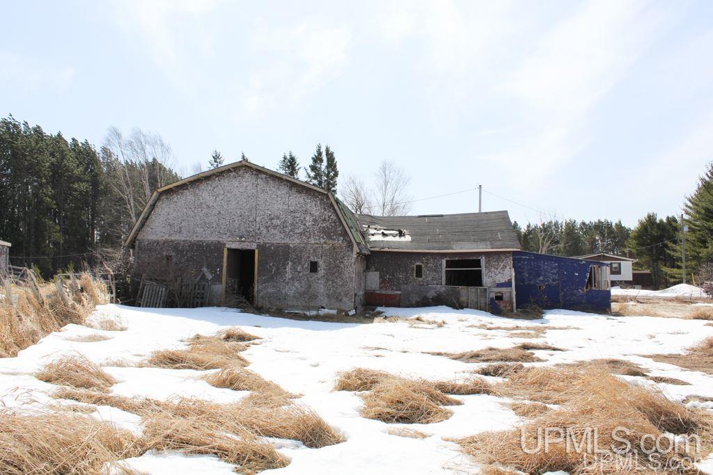 29776-29980 Post Road Lake Linden, MI 49945 - Photo 8 of 48 Gallery Image 8
