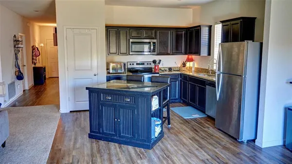 $315,000 | 741 Windsor Court, Lavon, TX 75166