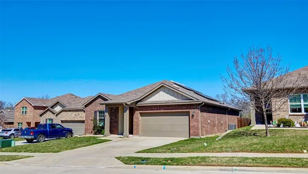 $315,000 | 741 Windsor Court, Lavon, TX 75166