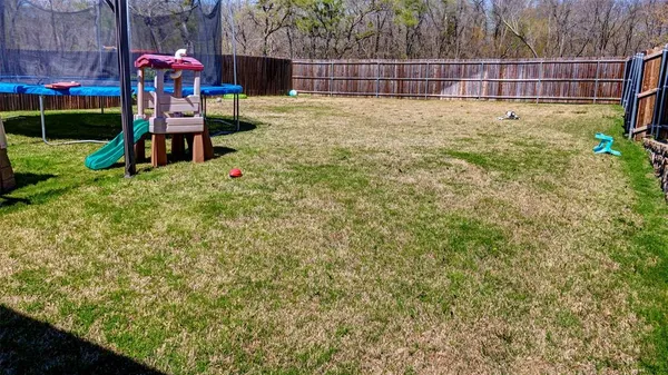 $315,000 | 741 Windsor Court, Lavon, TX 75166