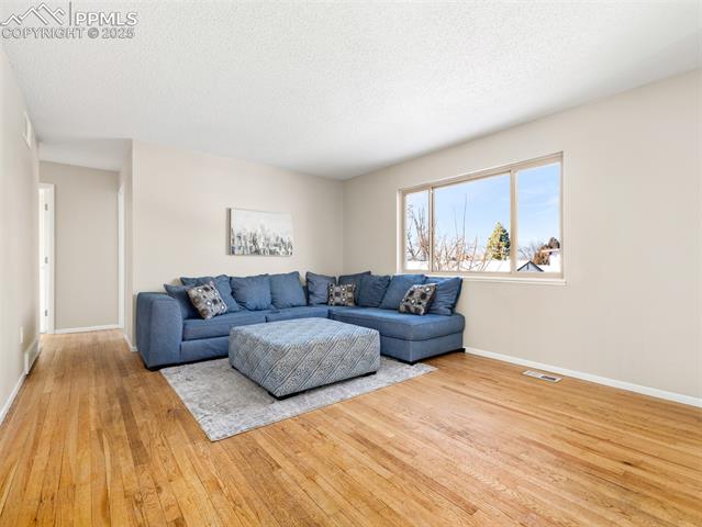 2108 Comanche Road Pueblo, CO 81001 - Photo 2 of 24 Gallery Image 2