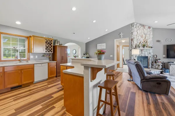 $599,900 | W7545 Country Drive, Beaver Dam, WI 53916
