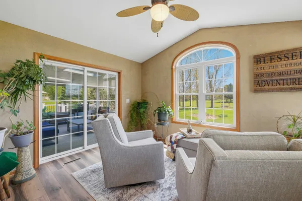 $599,900 | W7545 Country Drive, Beaver Dam, WI 53916