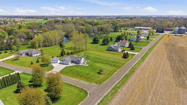 $599,900 | W7545 Country Drive, Beaver Dam, WI 53916