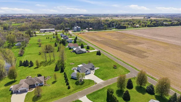$599,900 | W7545 Country Drive, Beaver Dam, WI 53916