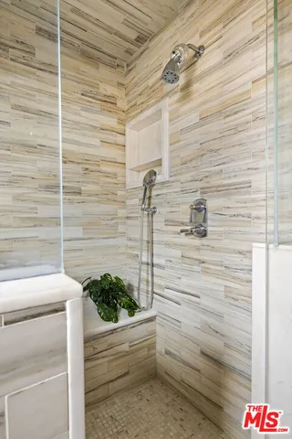 $1,249,000 | 644 North Screenland Drive, Burbank, CA 91505