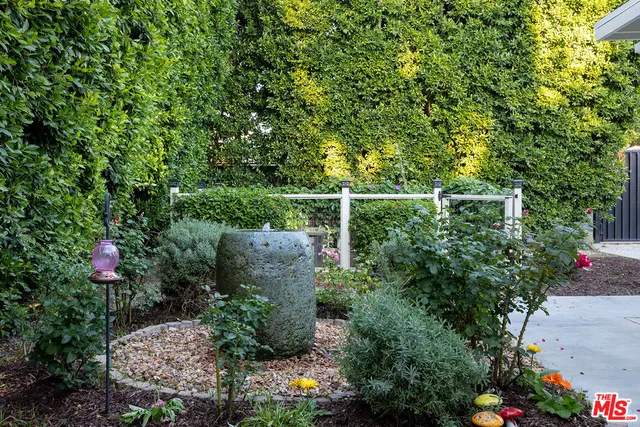 $1,249,000 | 644 North Screenland Drive, Burbank, CA 91505