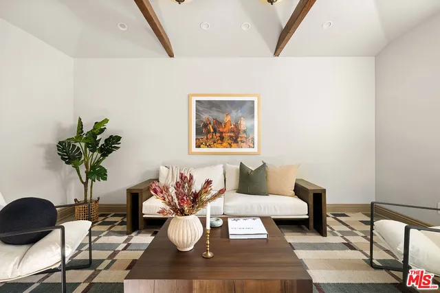 $1,249,000 | 644 North Screenland Drive, Burbank, CA 91505