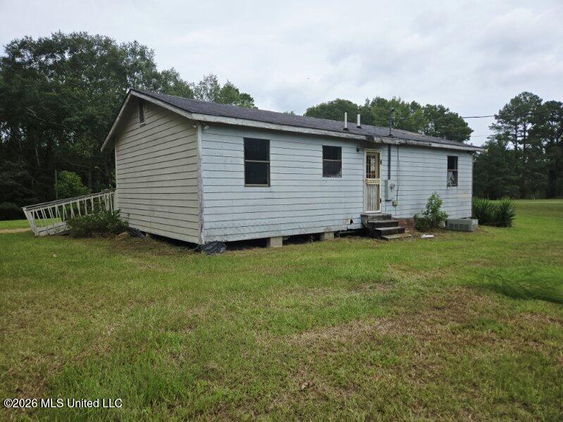 1096 Hansen Road Hazlehurst, MS 39083 - Photo 3 of 11 image0000017
