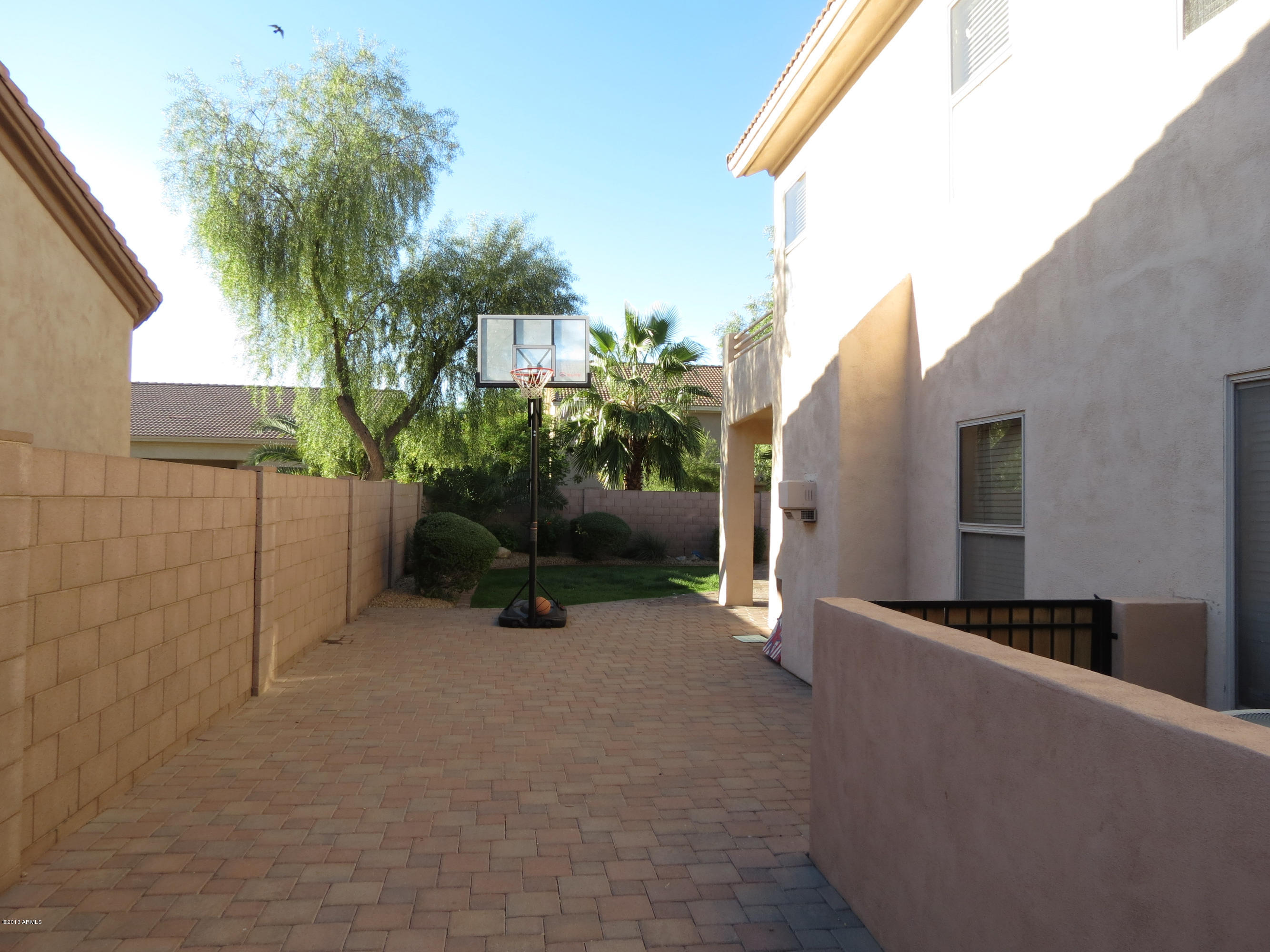 4415 East Kirkland Road Phoenix, AZ 85050 - Photo 21 of 21 Sideyard