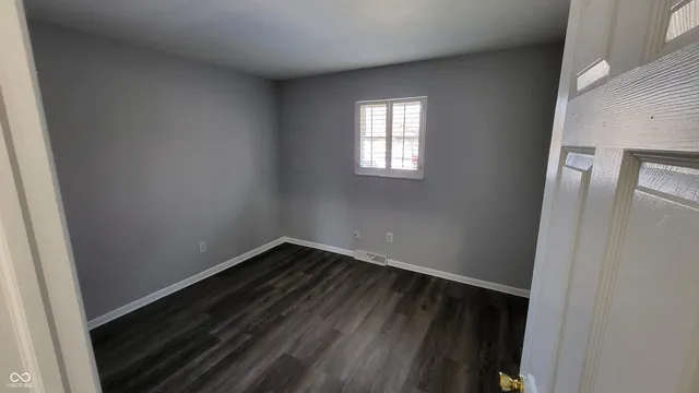 $1,275 | 2809 North Hawthorne Lane, Indianapolis, IN 46218