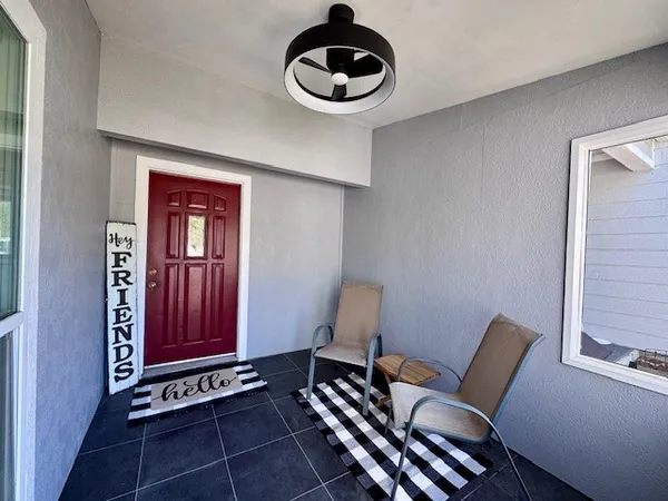 $1,100 | 46 Westwood Village Drive, Unit TH46, Trinity, TX 75862