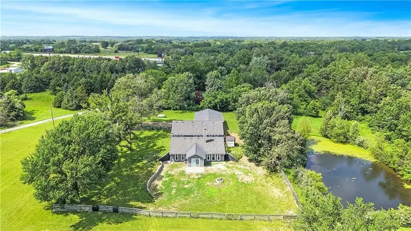 $474,900 | 5318 South Stillhouse Road, Oak Grove, MO 64075