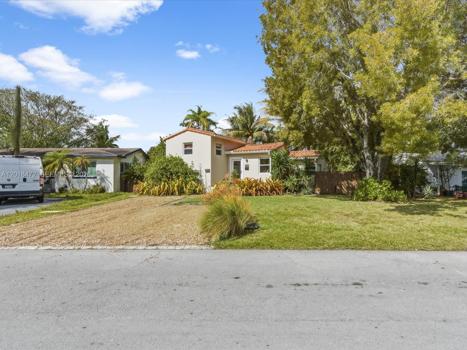 357 Northeast 117th Street Miami, FL 33161 - Photo 7 of 47