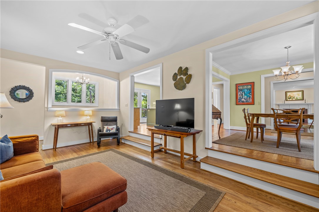 208 Mountain View Lane Clemson, SC 29631 - Photo 13 of 39