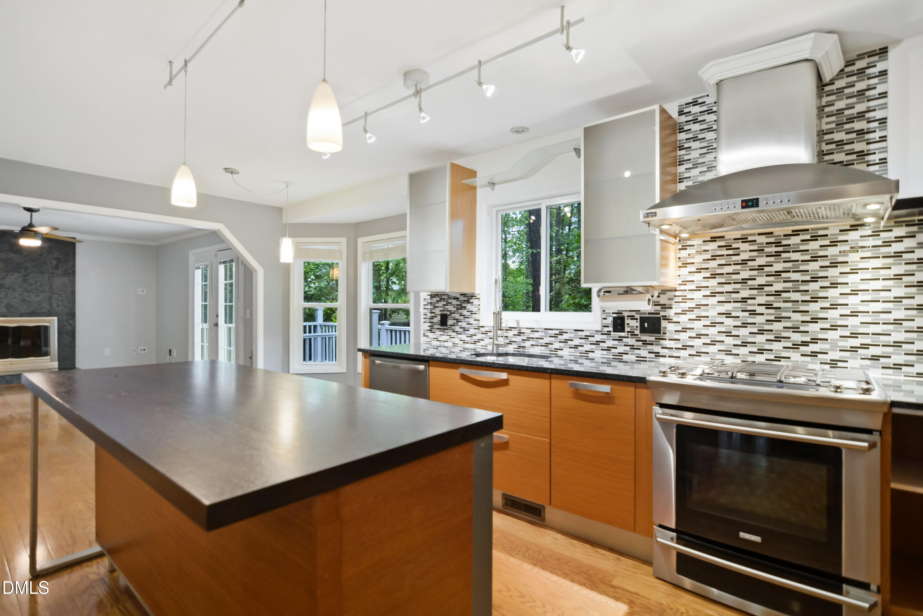 101 Pinehill Way Cary, NC 27513 - Photo 16 of 42 010