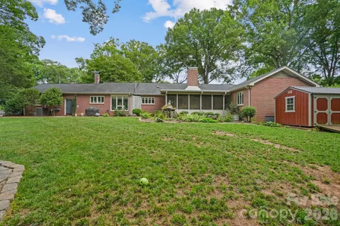 $634,900 | 560 11th Ave Circle Northwest, Hickory, NC 28601